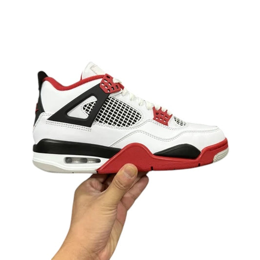 AIR JORDAN 4