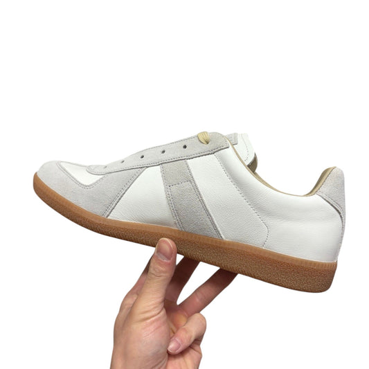 Luxury Chef white leather and grey suede low-top sneakers with gum sole.