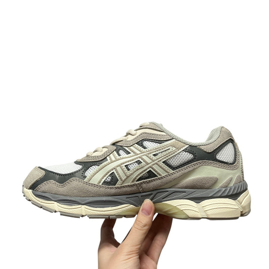 Luxury Chef ASICS GEL-NYC sneakers in beige, grey, and white with suede and mesh details.