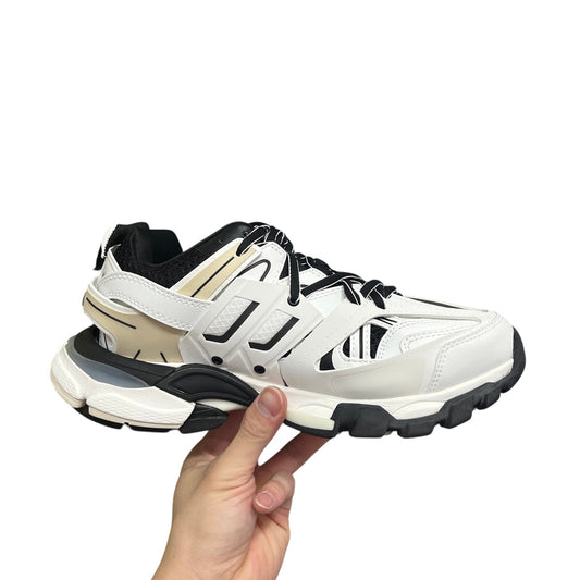 Luxury Chef BALENCIAGA TRACK white and black chunky sneakers with mesh panels and a thick rubber sole.