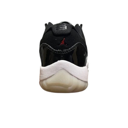 AIR JORDAN 11