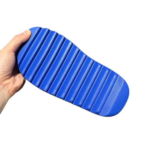 YEEZY SLIDE