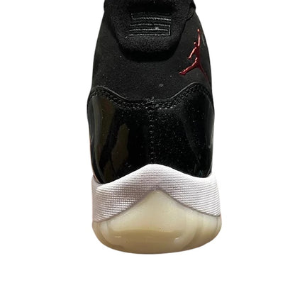 AIR JORDAN 11