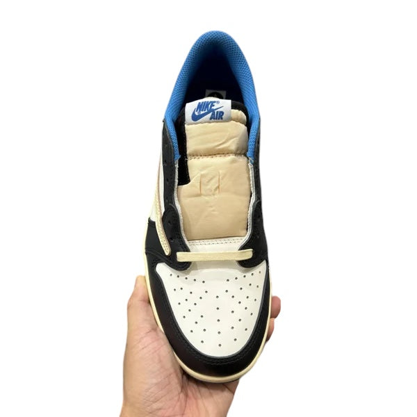 AIR JORDAN 1 TRAVIS SCOTT