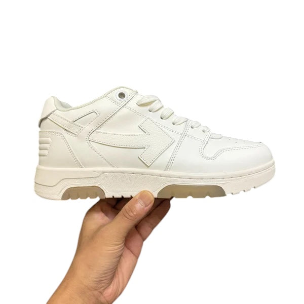 OFF-WHITE OUT OF OFFICE