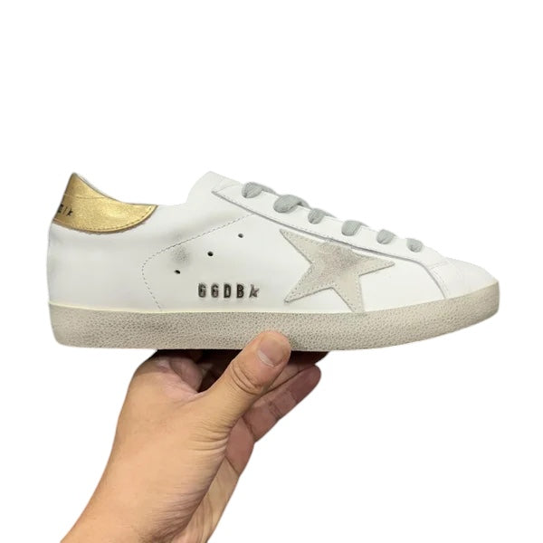 GOLDEN GOOSE