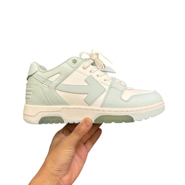 OFF-WHITE OUT OF OFFICE