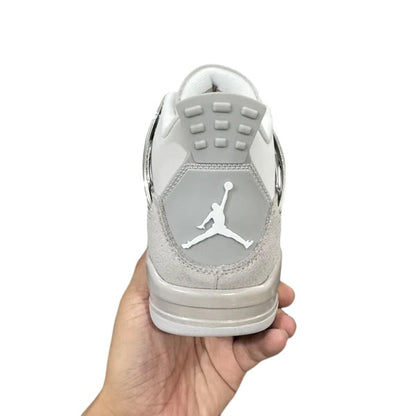 AIR JORDAN 4