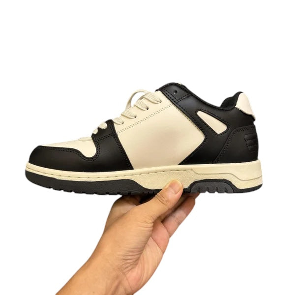 OFF-WHITE OUT OF OFFICE