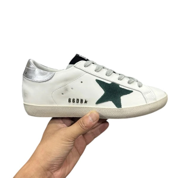 GOLDEN GOOSE