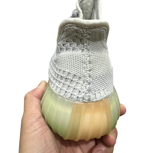 YEEZY BOOST 350