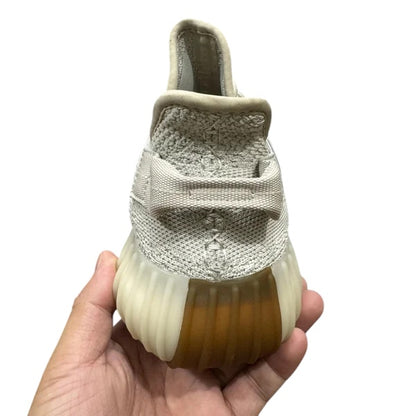 YEEZY BOOST 350