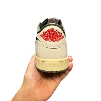 AIR JORDAN 1 TRAVIS SCOTT