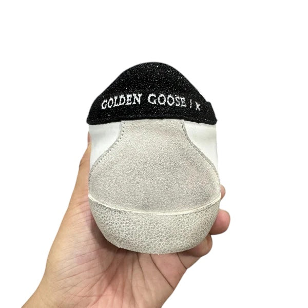 GOLDEN GOOSE