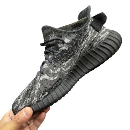 YEEZY BOOST 350