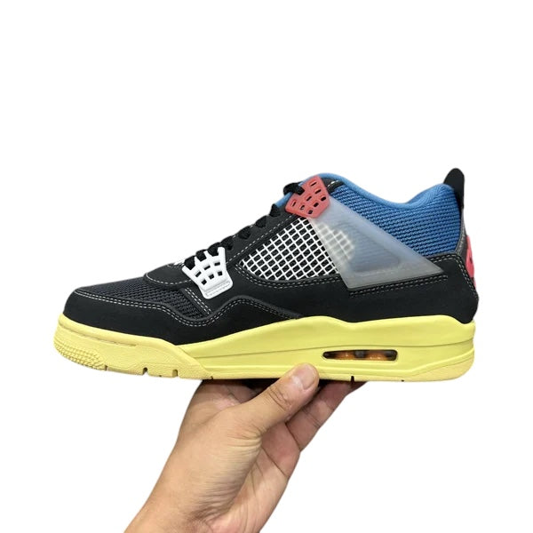 AIR JORDAN 4
