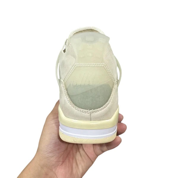 AIR JORDAN 4