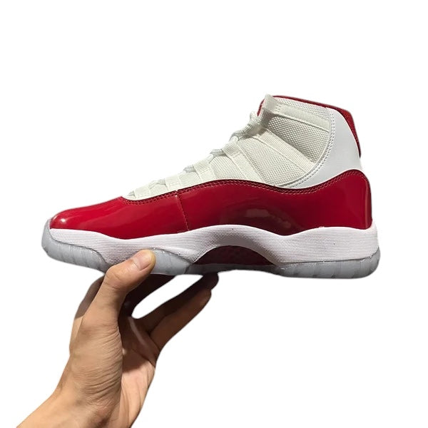 AIR JORDAN 11