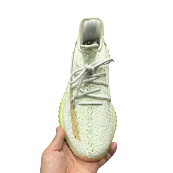 YEEZY BOOST 350