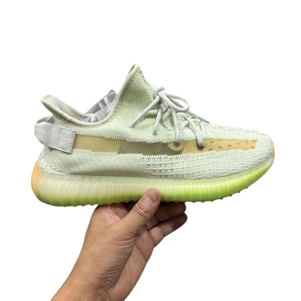 YEEZY BOOST 350