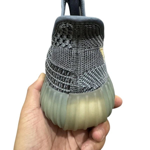YEEZY BOOST 350