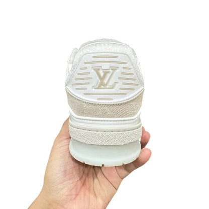 LV TRAINER