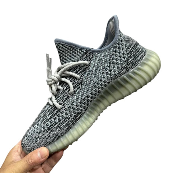 YEEZY BOOST 350