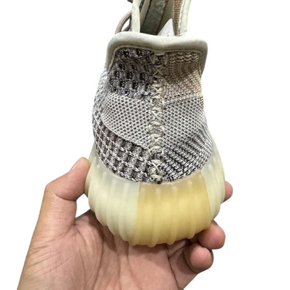 YEEZY BOOST 350