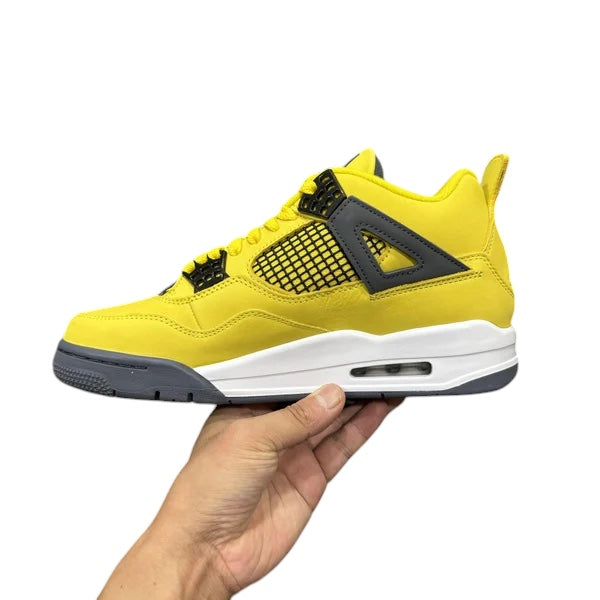 AIR JORDAN 4