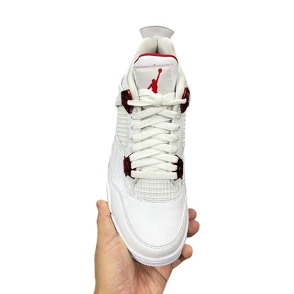 AIR JORDAN 4