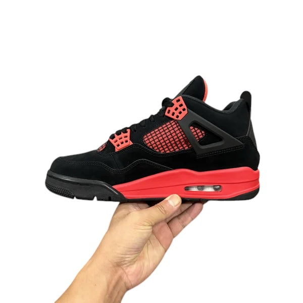 AIR JORDAN 4