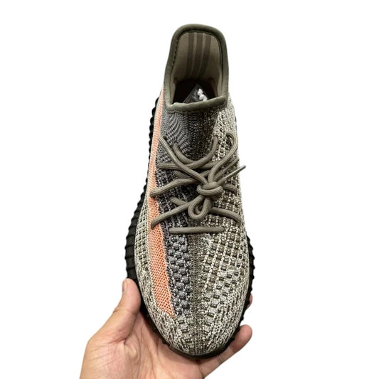 YEEZY BOOST 350