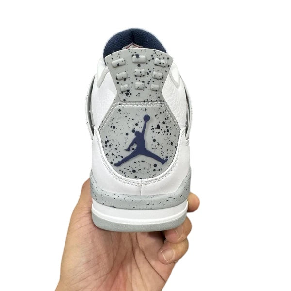 AIR JORDAN 4