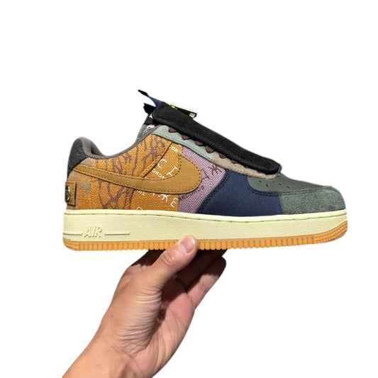 AIR FORCE 1 TRAVIS SCOTT