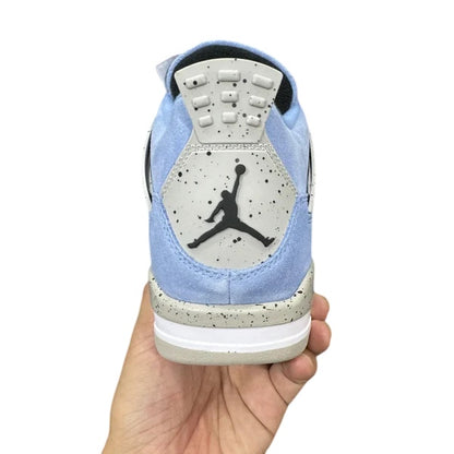 AIR JORDAN 4