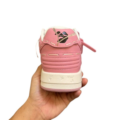 OFF-WHITE OUT OF OFFICE