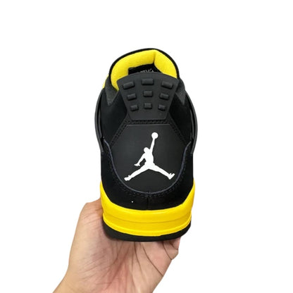 AIR JORDAN 4