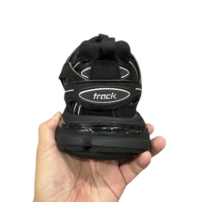 BALENCIAGA TRACK