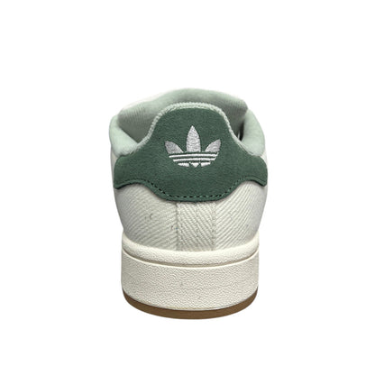 Luxury Chef ADIDAS CAMPUS sneakers with green suede heel tab and white herringbone textile upper.
