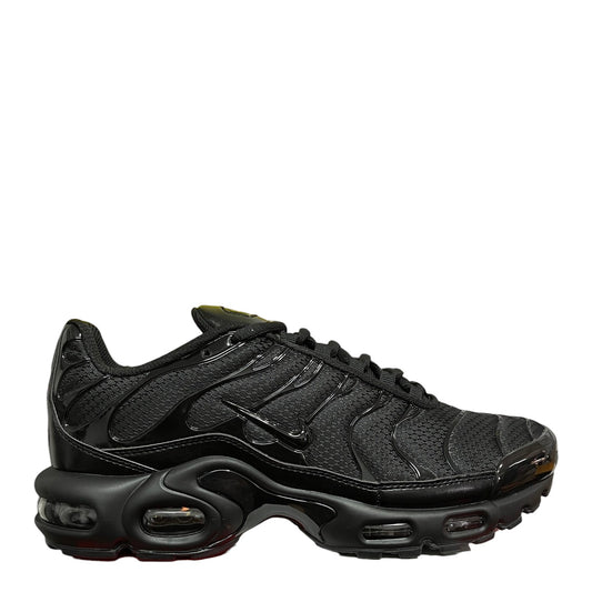 Luxury Chef Nike Air Max Plus TN sneakers in all black with mesh upper and signature wavy overlays.