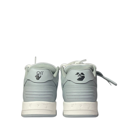 Luxury Chef OFF-WHITE OUT OF OFFICE light grey leather sneakers with black logo details.