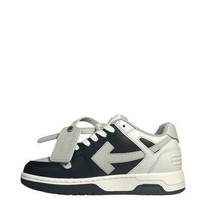 Luxury Chef Off-White Out of Office sneakers in black and white leather with signature arrow logo and hangtag.