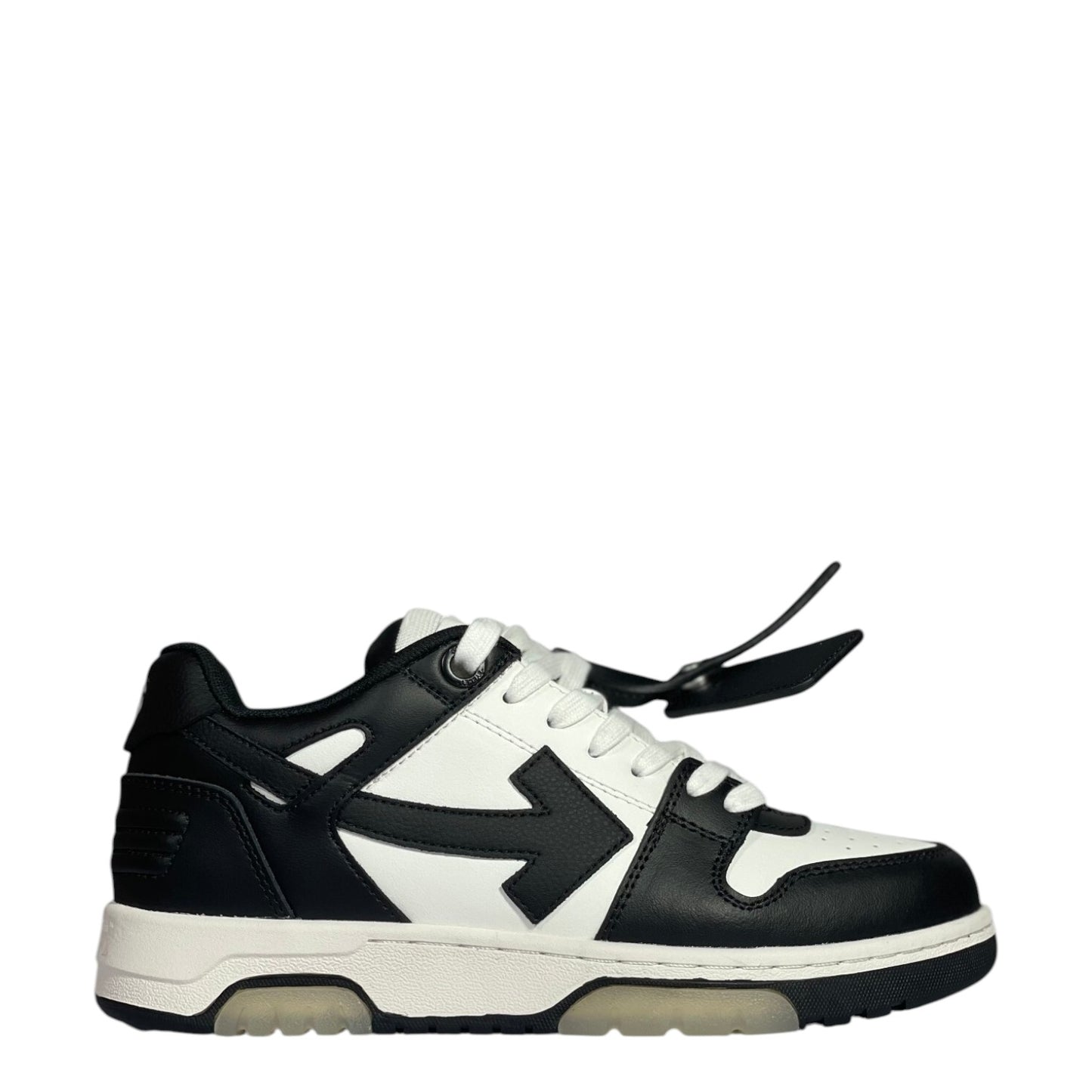 Luxury Chef black and white leather Off-White Out of Office sneakers with signature arrow logo.