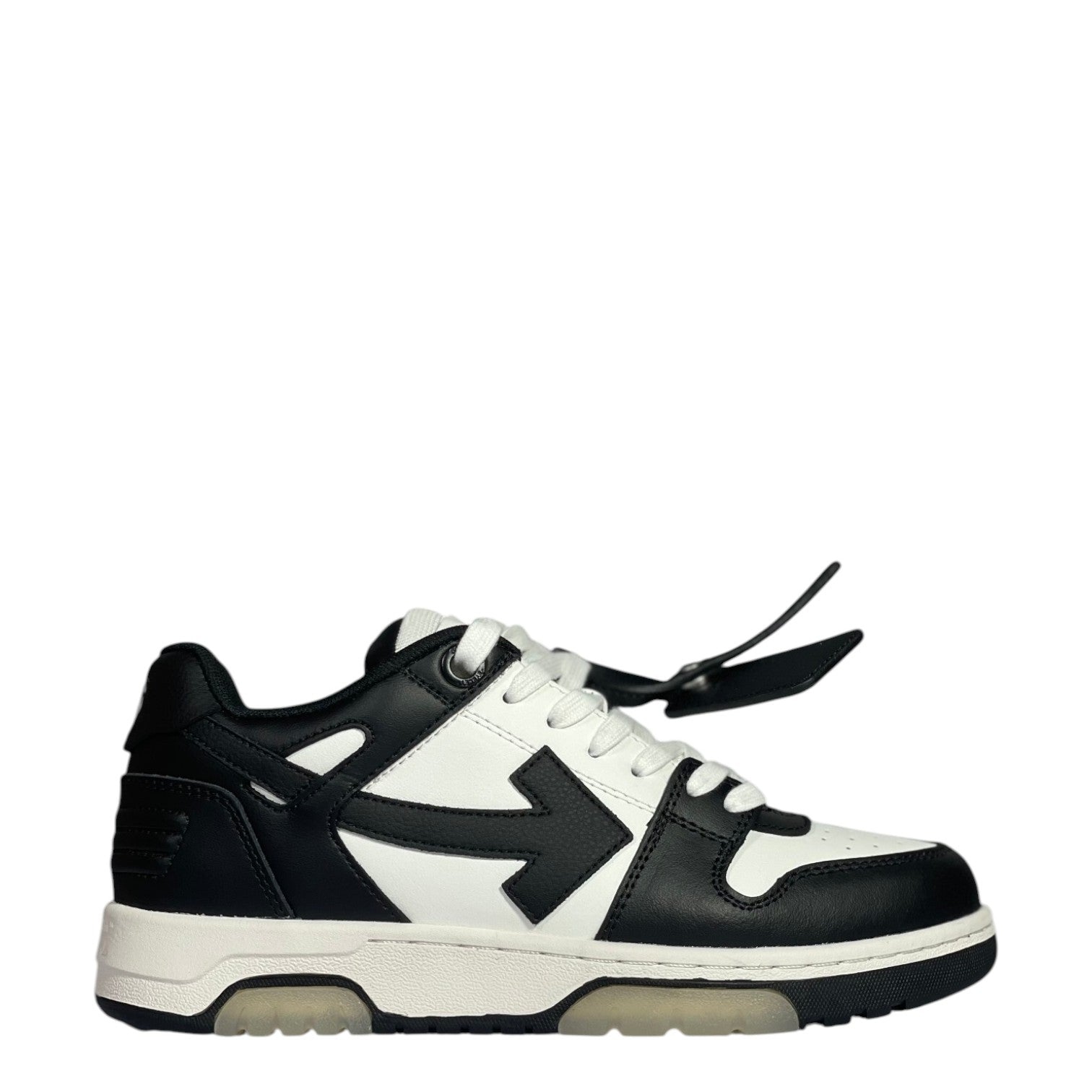 Luxury Chef black and white leather Off-White Out of Office sneakers with signature arrow logo.
